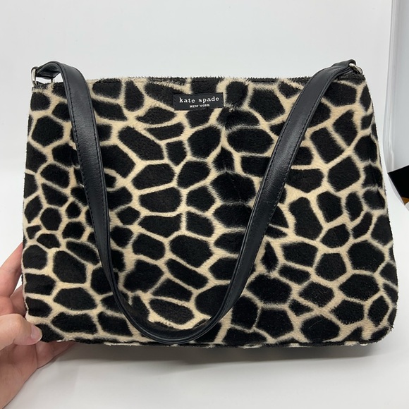 kate spade Handbags - Vintage Kate Spade Giraffe Shoulder Bag